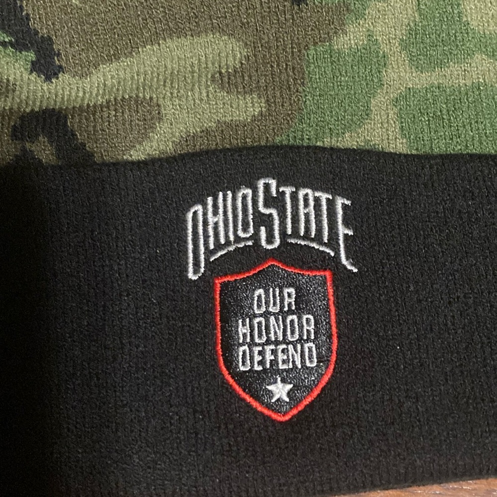 NWT Nike Ohio State Buckeyes 2024 Terra Military Cuff Knit Beanie - Green - Picture 9 of 13